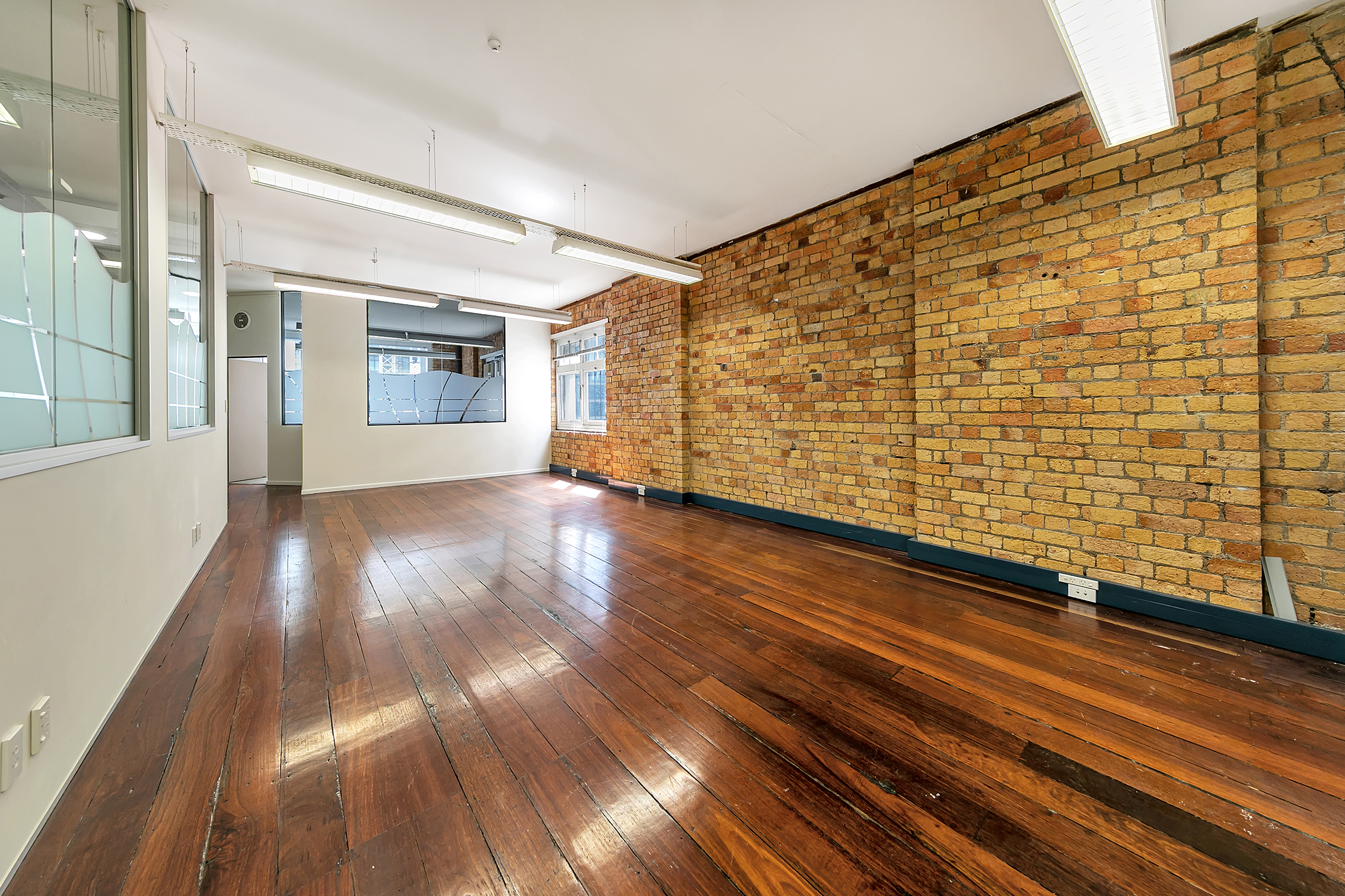 240208-Cathedral House-Lvl 5-Suite5-002